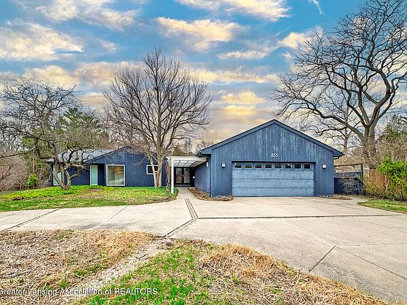 2nd image of 855 Lantern Hill Dr
