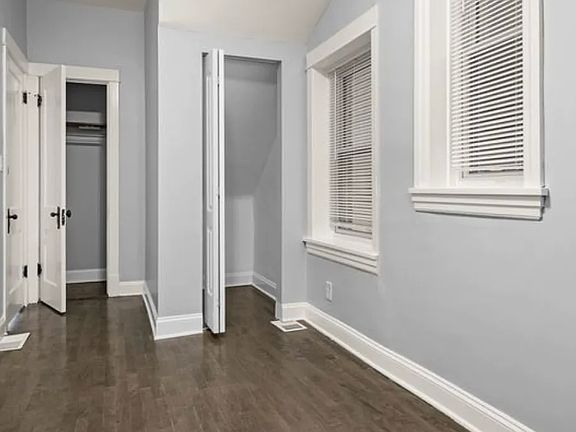 5th image of 1651 N Francisco Ave #1F