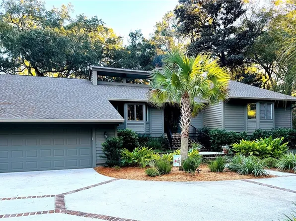 41 Old Military Rd, Hilton Head Island, SC 29928