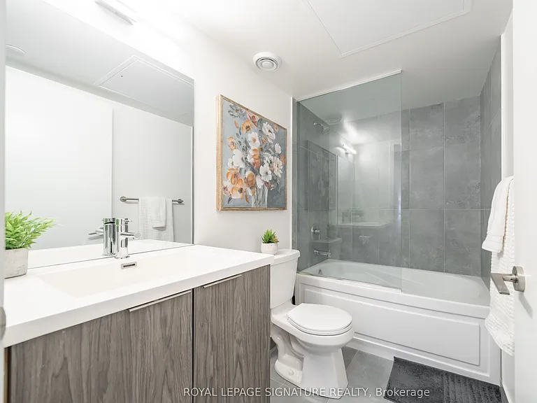 60 Shuter St #203 — Photo 18