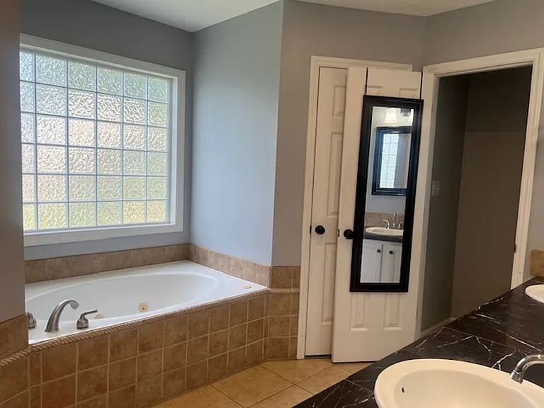 436 Chester Lake Pl — Photo 6