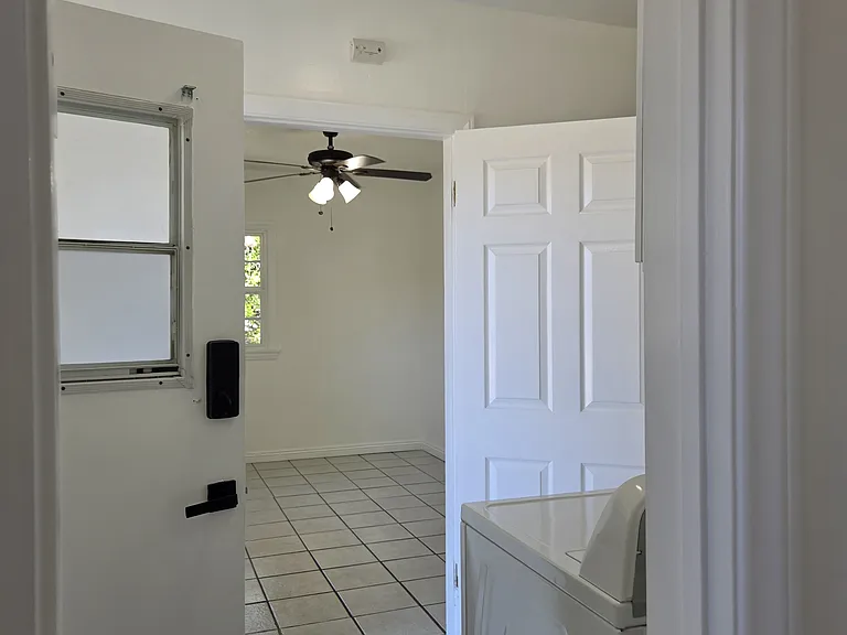 5723 Fair Ave #2-5723-1 — Photo 59