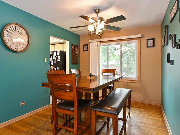 4th image of 15209 Pine Dr