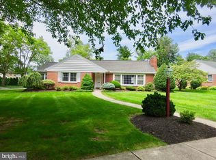 1355 Museum Rd, Reading, PA 19611