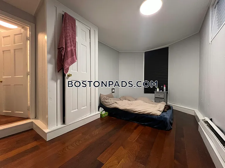 24 Farrington Ave #1 — Photo 35