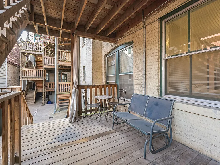 432 W Dickens Ave #1 — Photo 13