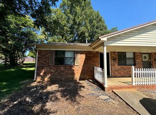 500 W 2nd St APT 5, Cherryville, NC 28021
