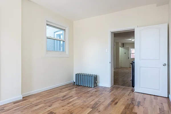 Rented by Nooklyn NYC LLC | media 12