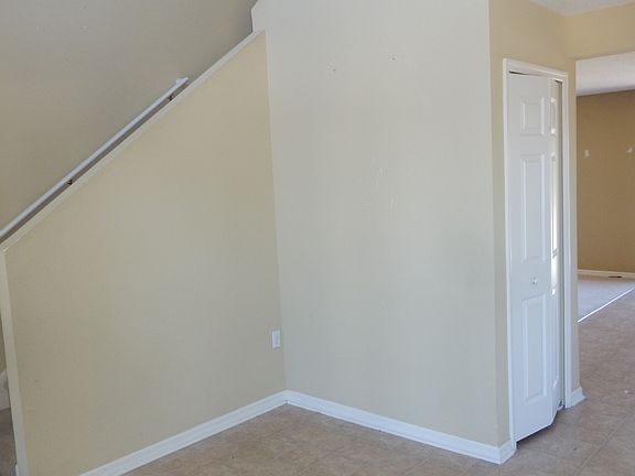 4th image of 31813 Sunpark Cir