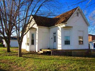 208 E Montgomery St, Owensville, IN
