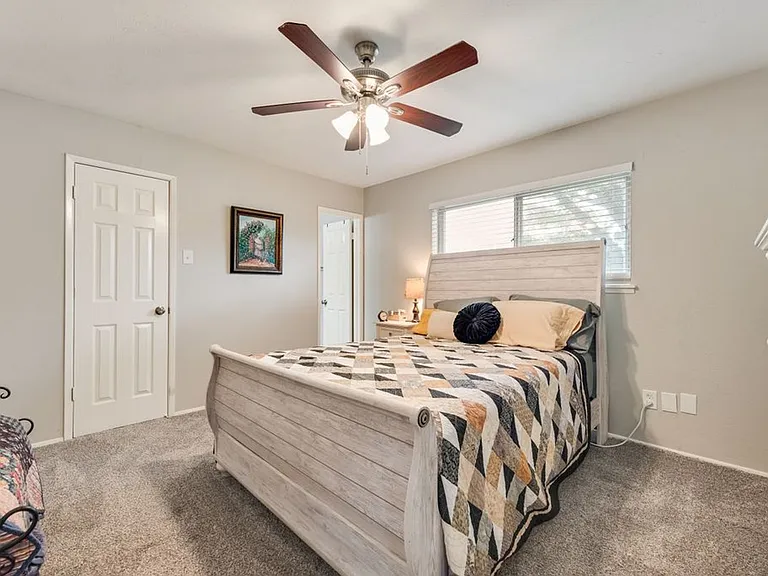 5801 Redwood Ln — Photo 14