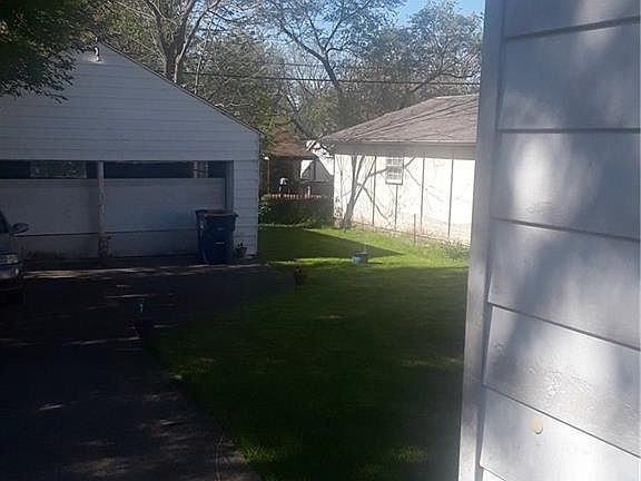 3rd image of 4432 Saint Johns Ave
