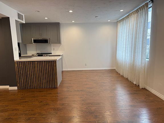 5th image of 1215 N Olive Dr APT 310