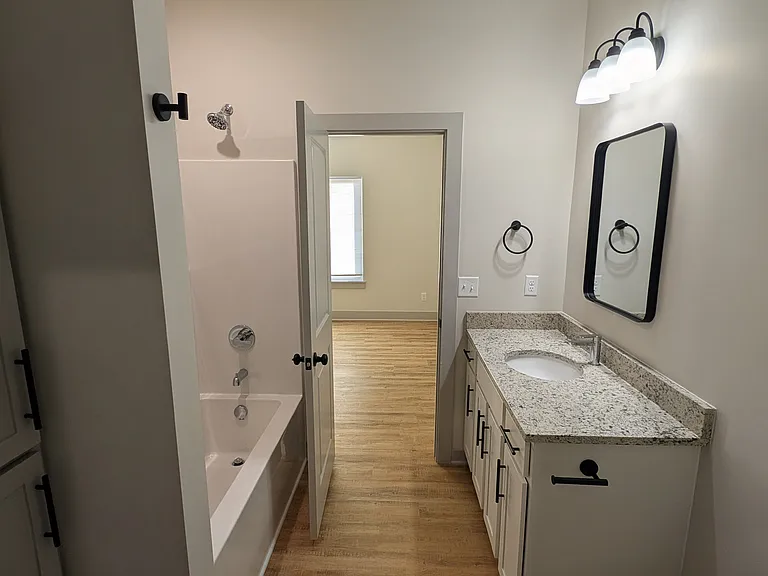 2937 S Bunker Hill Dr #200 — Photo 25