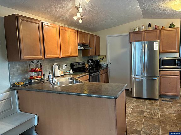 4th image of 3100 Turner Rd SE Unit 322