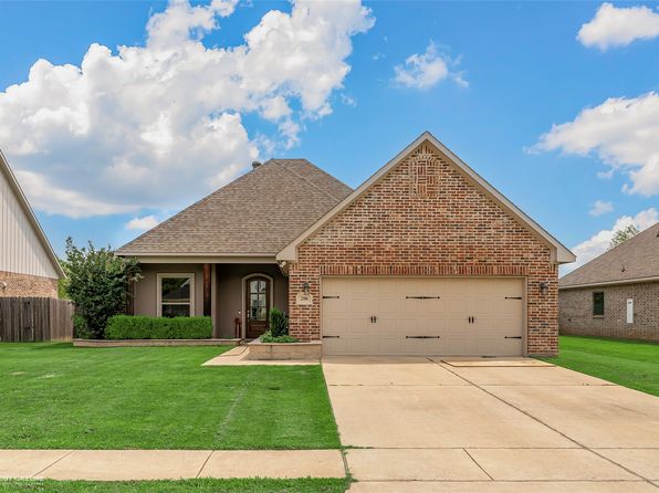 206 Jamestowne Blvd, Benton, LA 71006