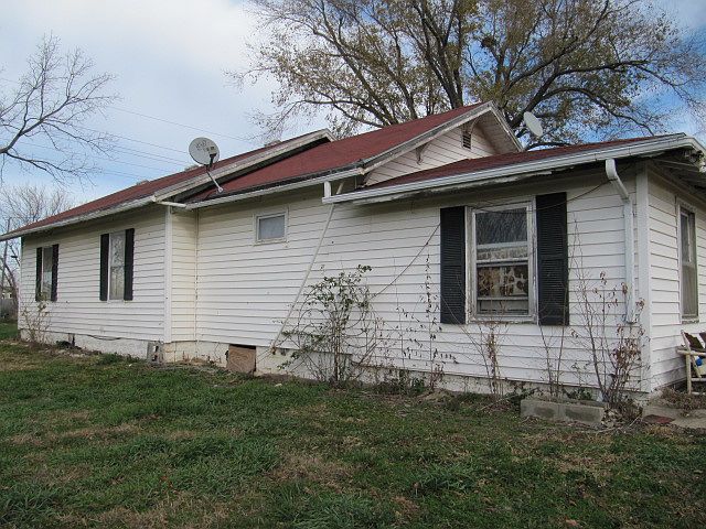 2nd image of 35295 W 311th St