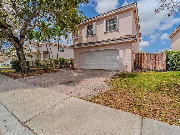 2nd image of 1568 SW 106th Avenue