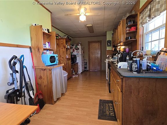 3rd image of 245 1st Ave