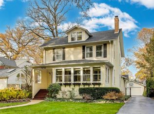1232 Elmwood Ave, Wilmette, IL 60091