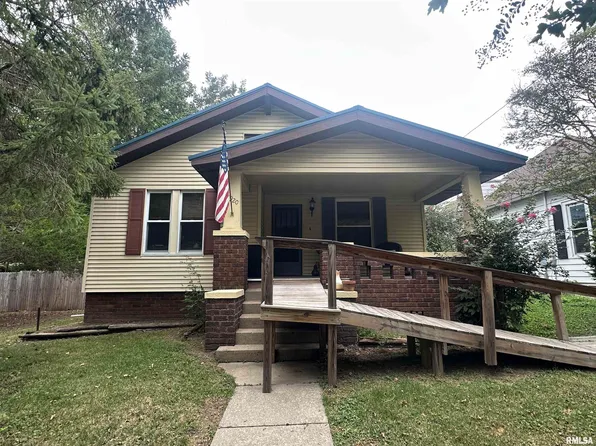1920 Edith St, Murphysboro, IL 62966