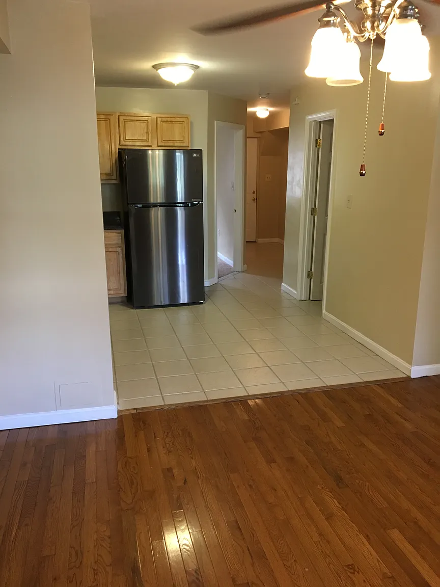 2214 15th St NE photo 1