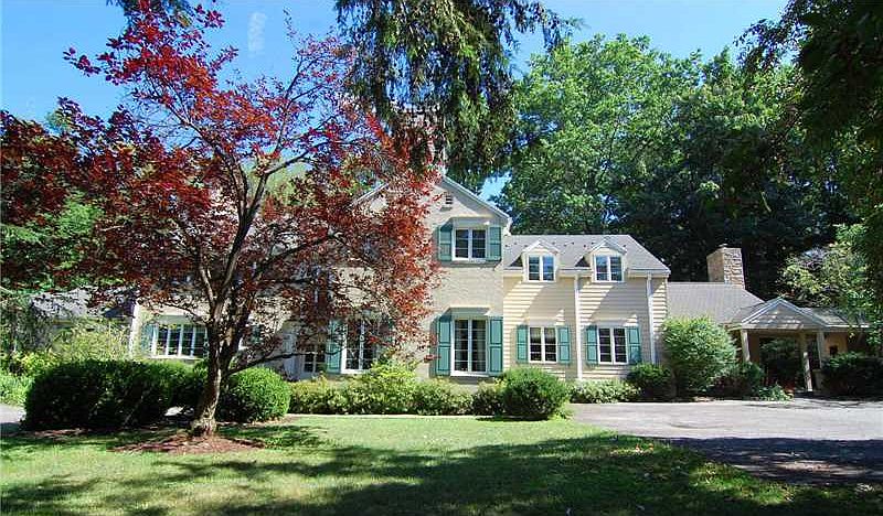 1st image of 365 & 352 Braemar Ln