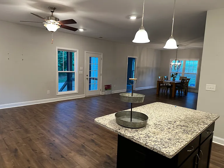 112 Honey Hill Ln — Photo 5