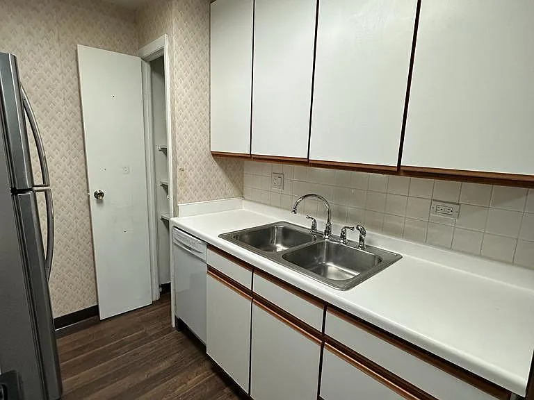 Kitchen - Pantry