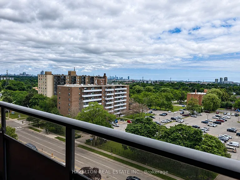 1665 Bloor St E #1001 — Photo 13