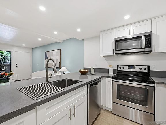 5th image of 8362 Via Sonoma Unit C