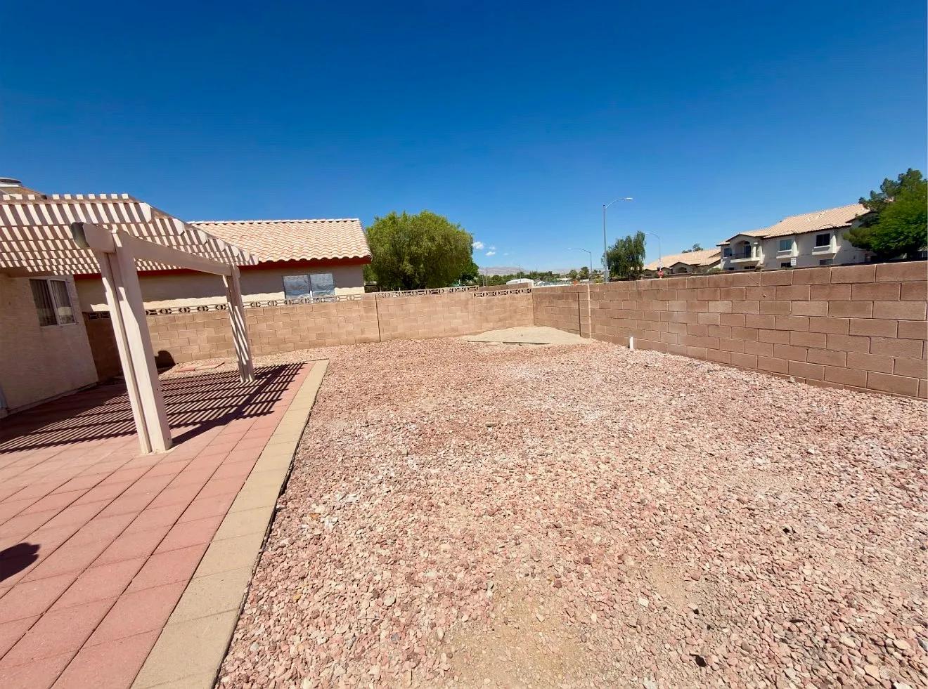 Desert Clover Ct, Las Vegas — Photo 2