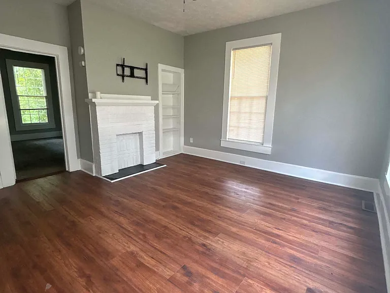 920 Lamore St — Photo 17