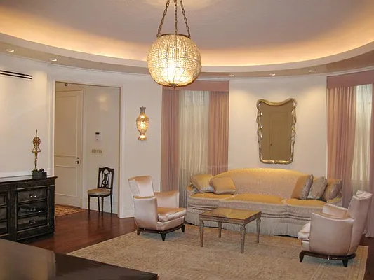 Sold by Sotheby's International Realty | media 2