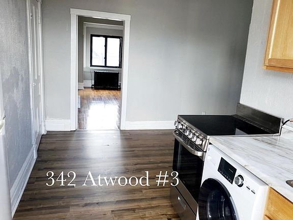 kitchen/ living / laundry