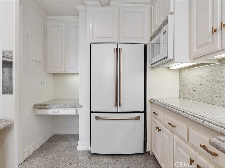 1424 N Crescent Heights Blvd #20 — Photo 21