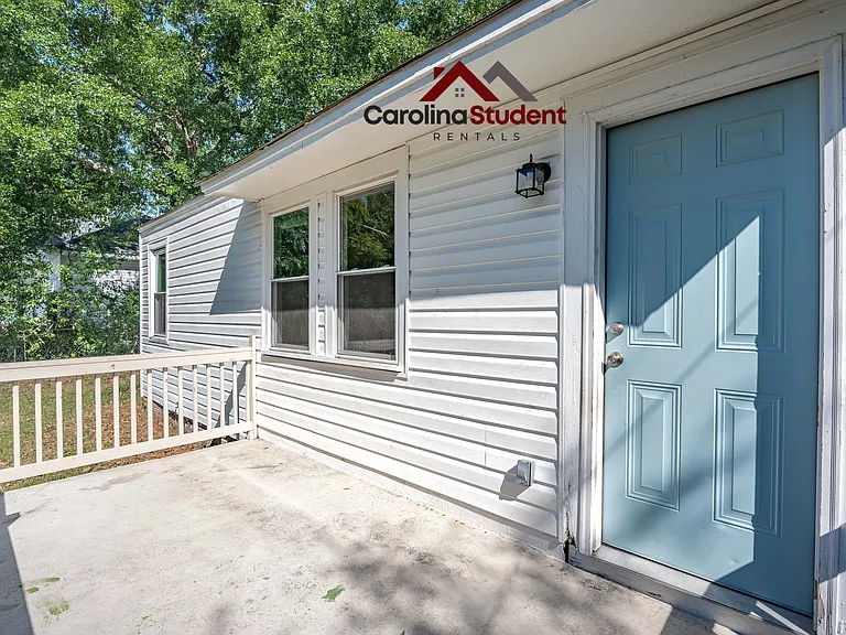1637 Elmtree Rd — Photo 4