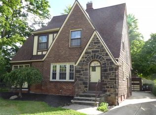 227 E 271st St, Euclid, OH