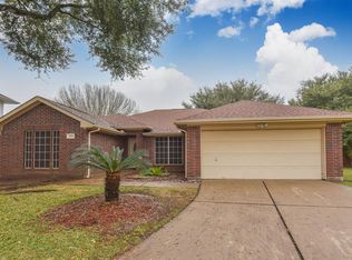 1402 Caslyn Dr, Rosenberg, TX 77471