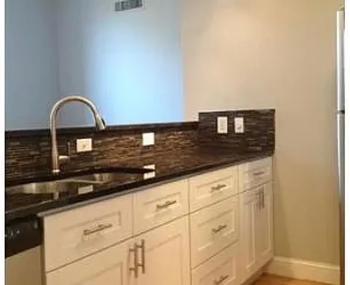 40 School St #7 — Photo 12