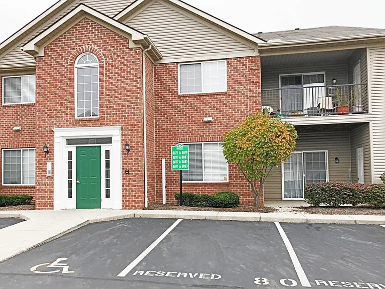8077 Cranes Crossing Dr #8077 — Photo 12