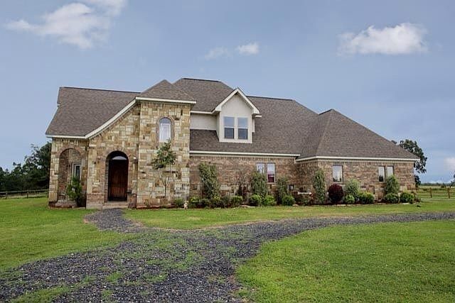 Main entry : One of a kind design by award winning Dallas architect.