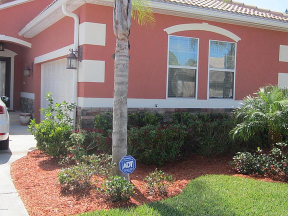 2nd image of 323 Tosca St