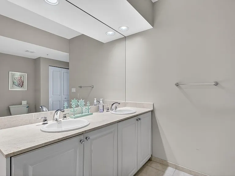 415 NW Flagler Ave #403 — Photo 20