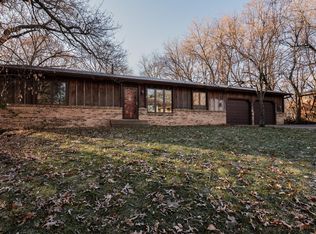 503 Valley High Rd, Burnsville, MN 55337