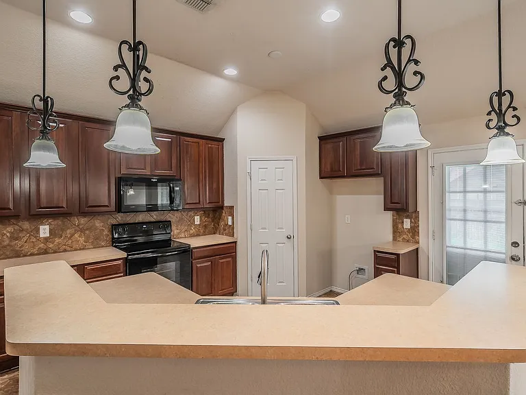 153 Overland Trl — Photo 10