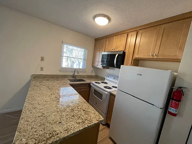 23 Melton Dr — Photo 4