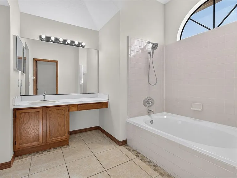 4059 Waterview Loop — Photo 24