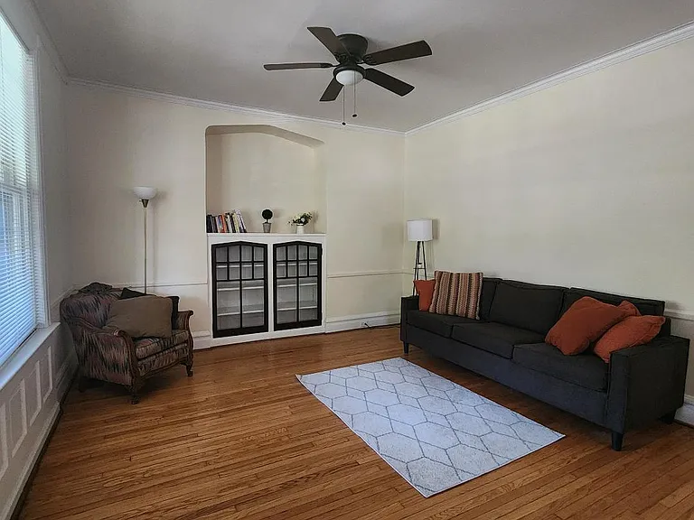 6115 Pershing Ave #1 — Photo 5