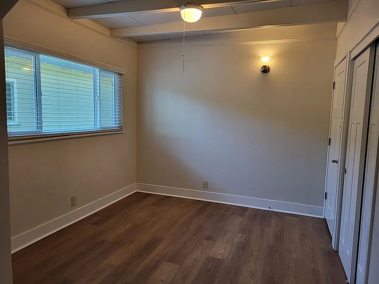 300 Utah St — Photo 12